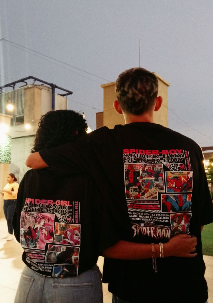 COUPLE TEES